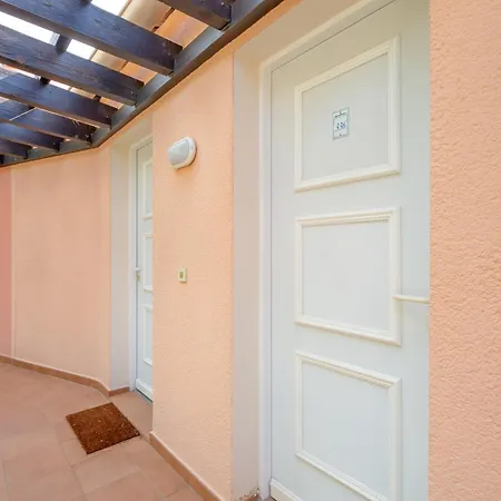 Résidence Le Hameau De Cap Esterel - Maeva - 2 Pièces 5 Personnes - Confort Mae-1127 *